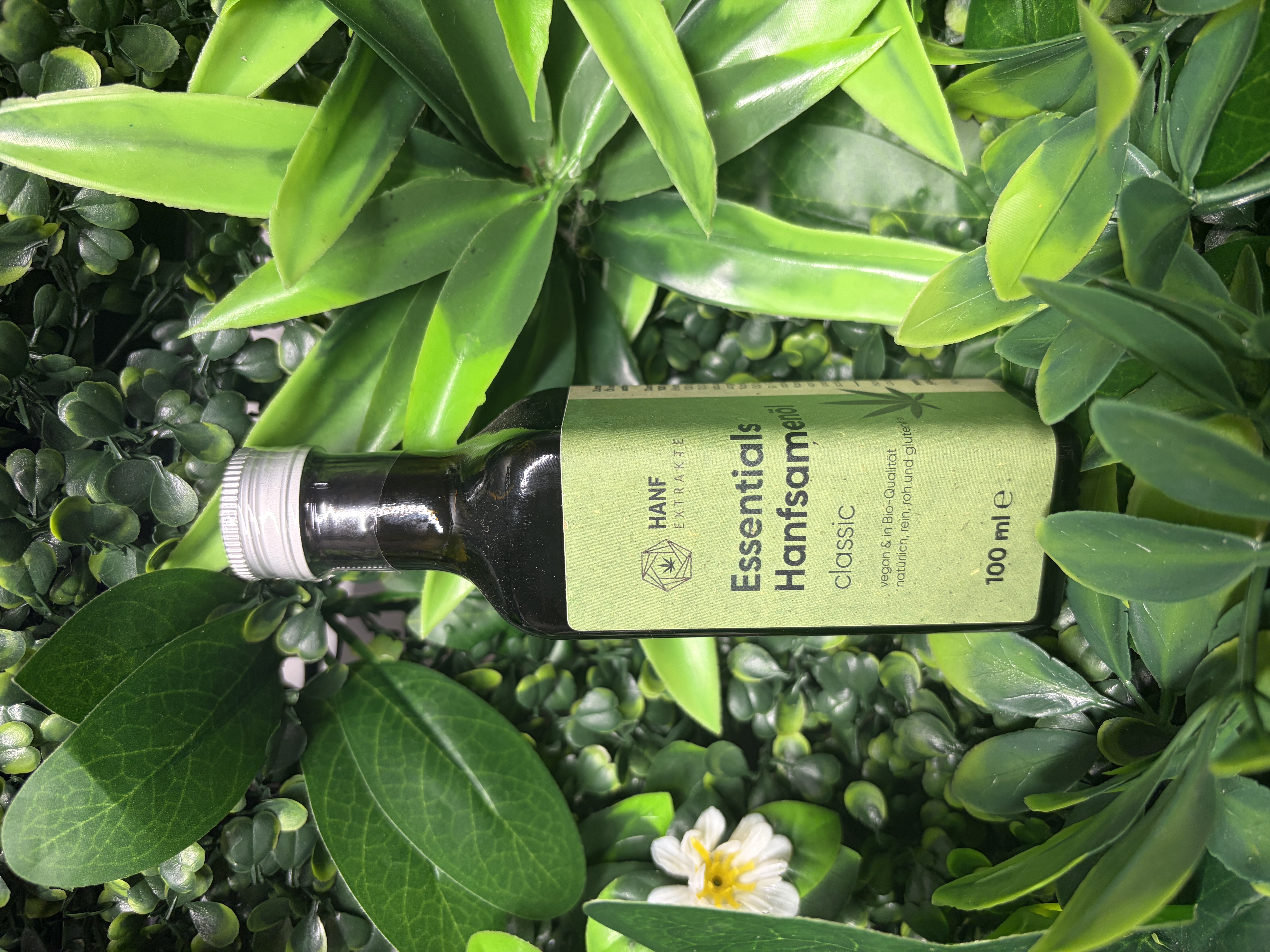 Hanf Extrakte Essentials Hanfsamenöl classic 100 ml