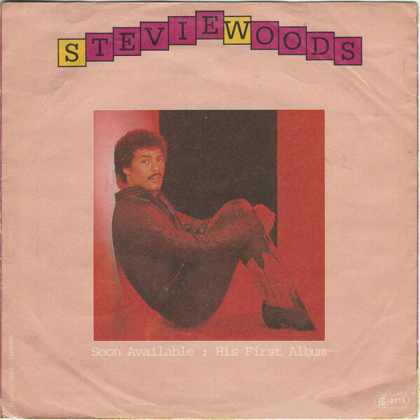 Stevie Woods – Holiday (Single) – Bild 2