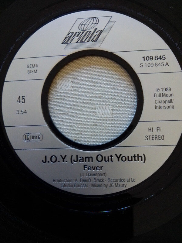 J.O.Y.* – Fever (Single) – Bild 3