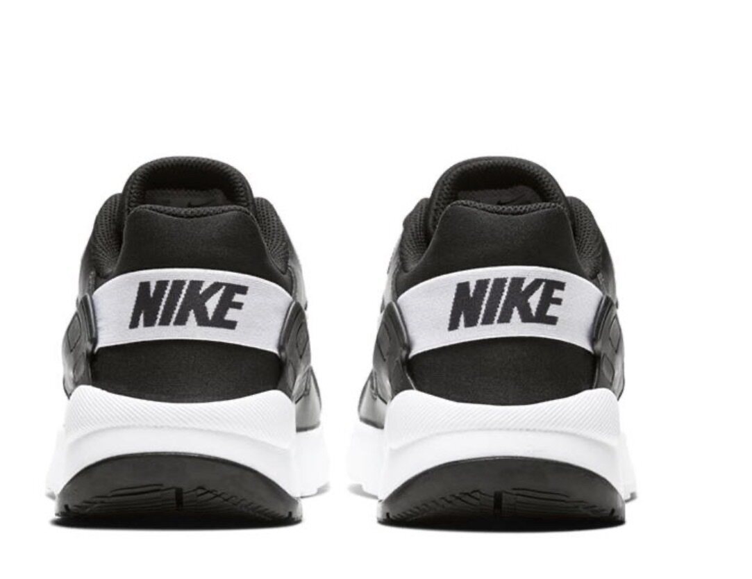 Nike Sneaker Schwarz Weiß Paar Mesh Schnürung Größe 38 – Bild 4