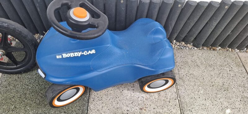 BIG Bobby-Car Rutschauto Blau 1 Stück