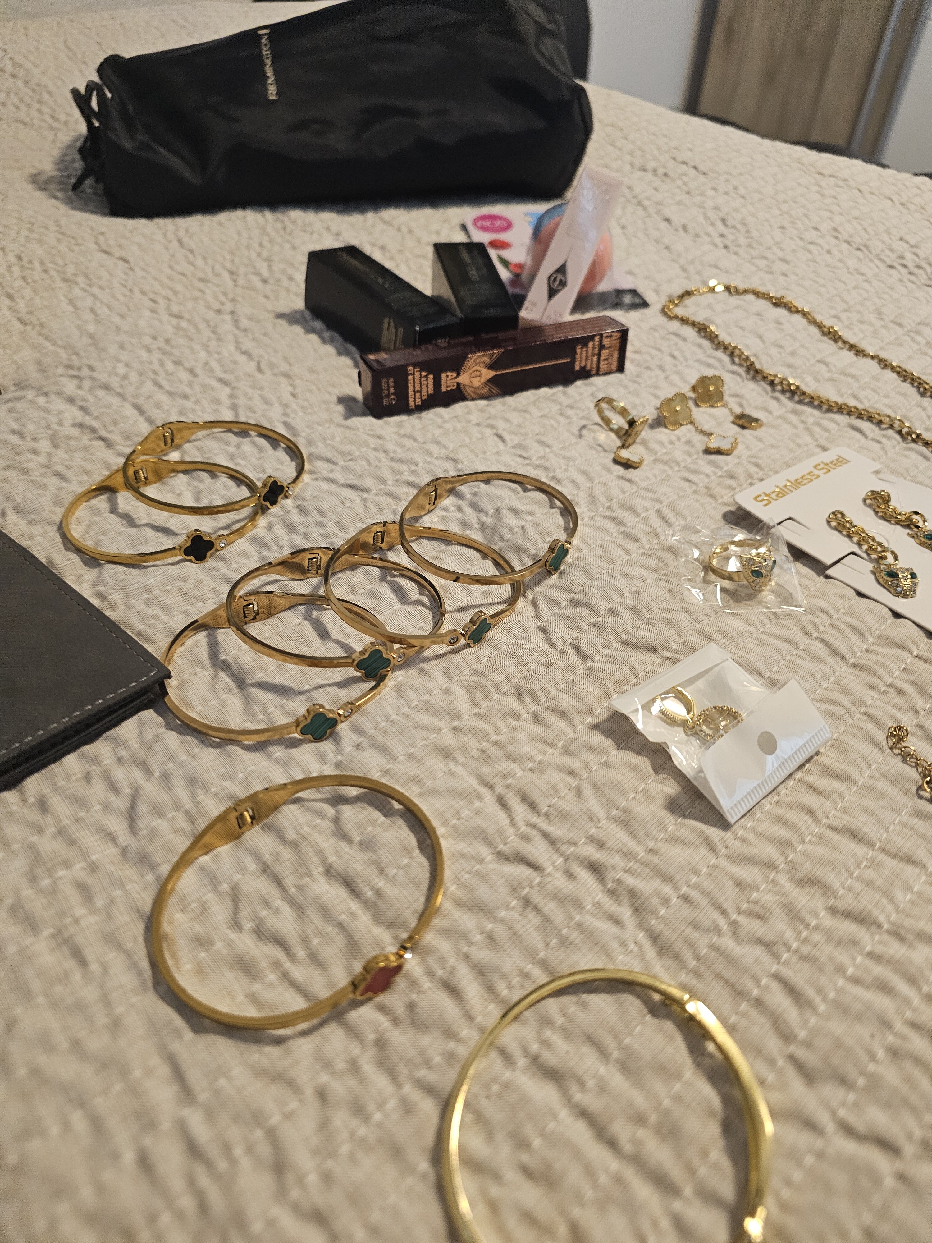 Schmuck und Make-up – Live Stream von Adito90